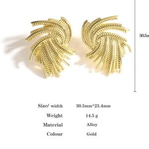 Geometric Chic Metal Stud Earrings – Trendy Asymmetrical Statement Jewelry